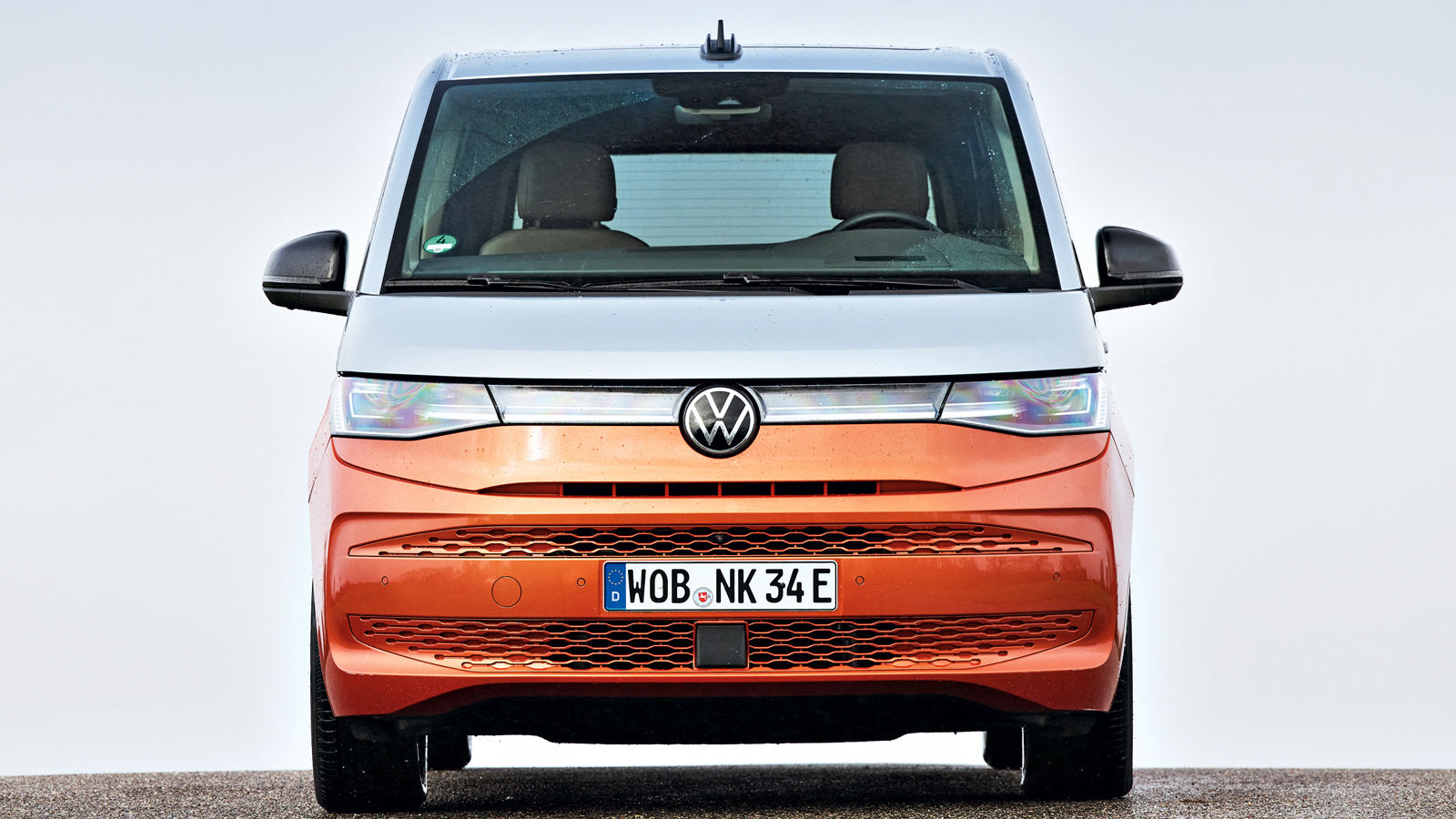 Φτιάχνουμε ιστορία: η «κλούβα» πλέον εξοπλίζεται με υβριδικό μοτέρ, έξυπνα φώτα IQ-LED και 18άρες ζάντες